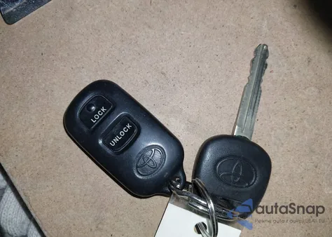 2006 Toyota Corolla Le z USA, uszkodzony, nr VIN 1NXBR32E26Z698620